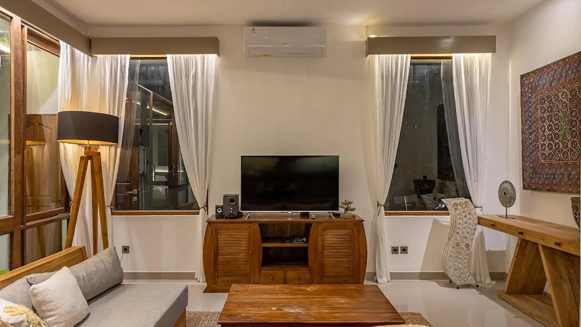 Villa Tropea By Optimum Bali Villas Kerobokan  0*, Kerobokan (Bali) Indonesia
